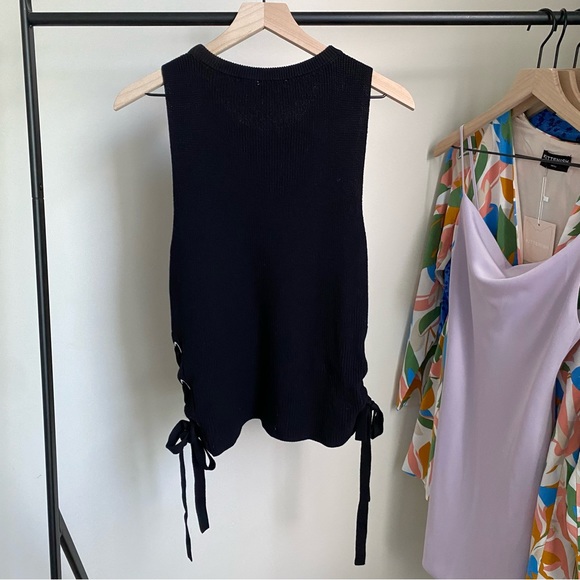 1.‎ State Knit Tank - Picture 4 of 7